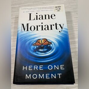 📚 Here for one moment liane moriarity Hardcover Book good condition 📚